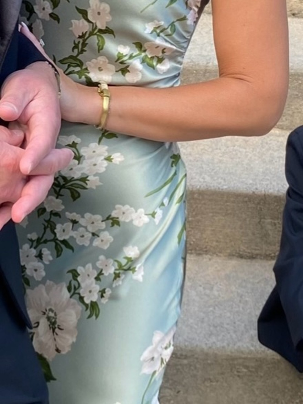 Anaiis Reformation Sage Green Floral High-Neck Satin Maxi Dress - Picture 3 of 3